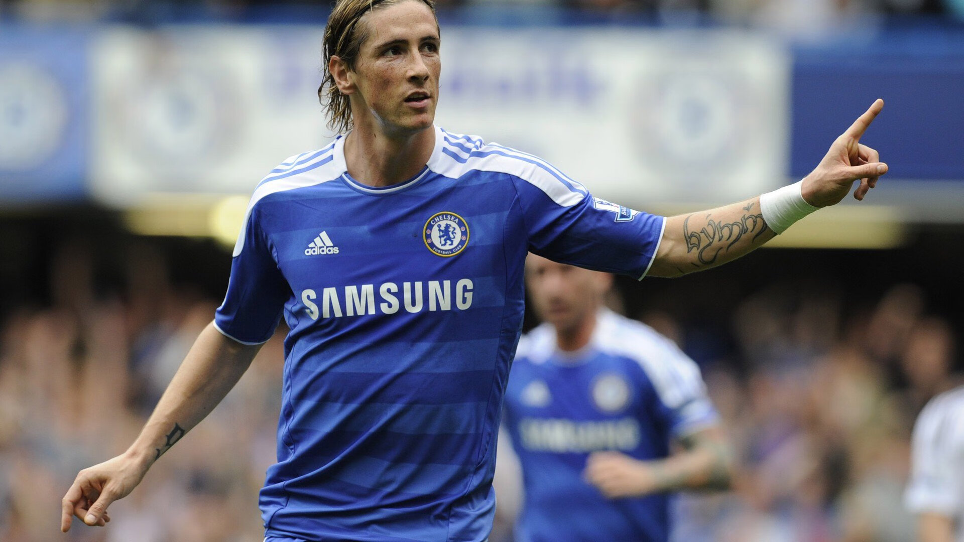 德甲“战火升级”：多特蒙德与勒沃库森争夺第4名